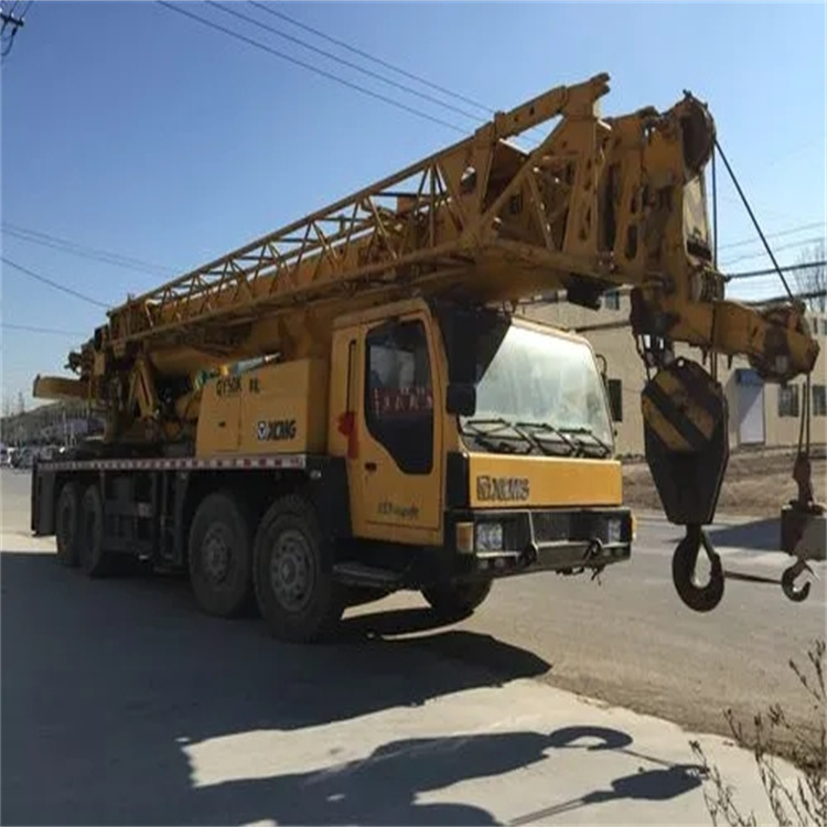 容城县哪里有专业吊车出租